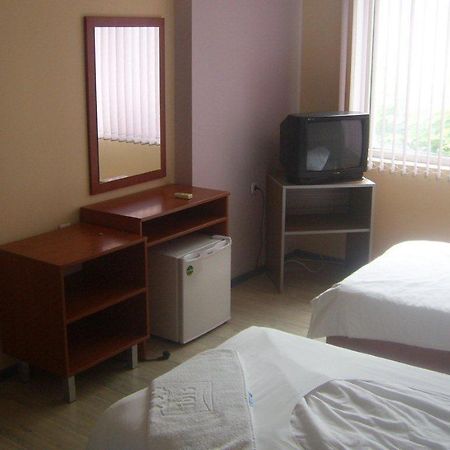 Hotel Zara Rooms Стара-Загора Экстерьер фото