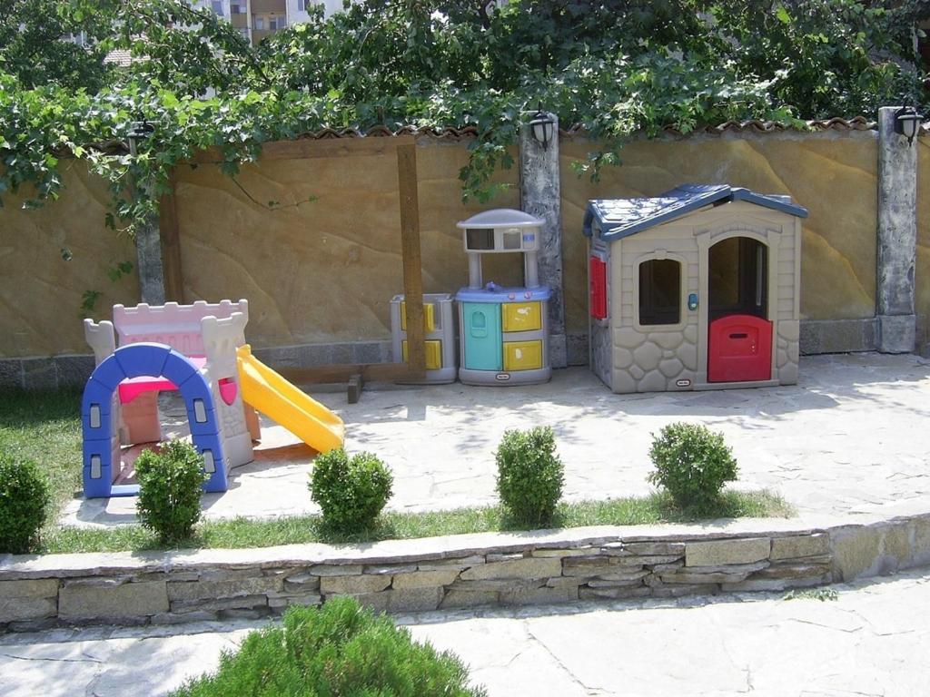 Hotel Zara Rooms Стара-Загора Экстерьер фото