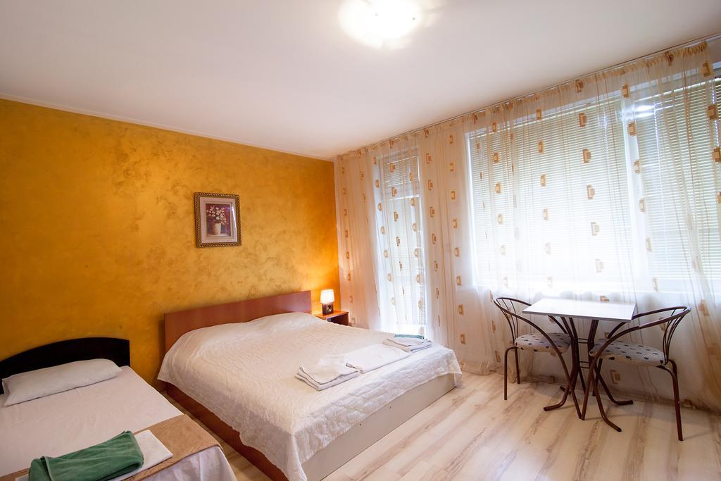 Hotel Zara Rooms Стара-Загора Экстерьер фото